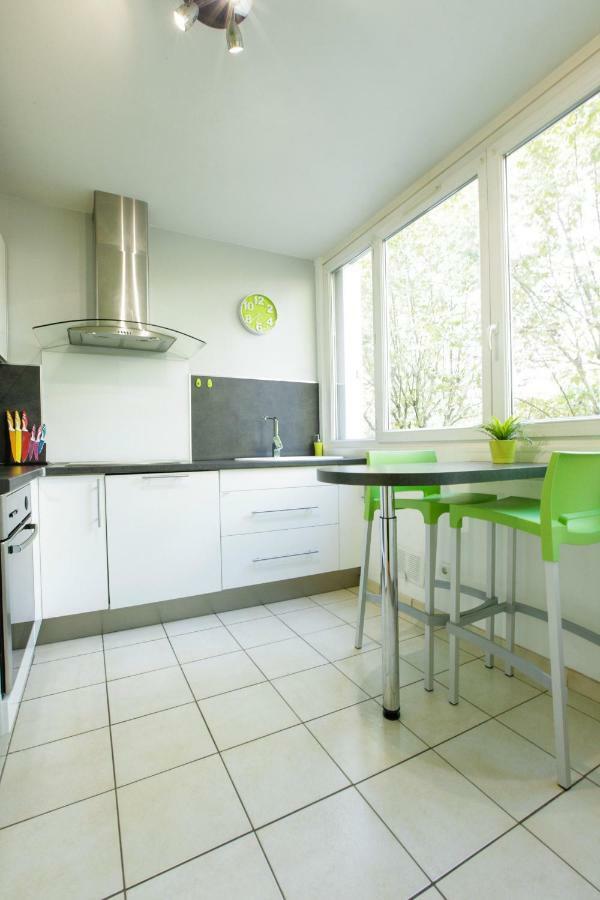 Le Célestay Villeurbanne Exterior foto