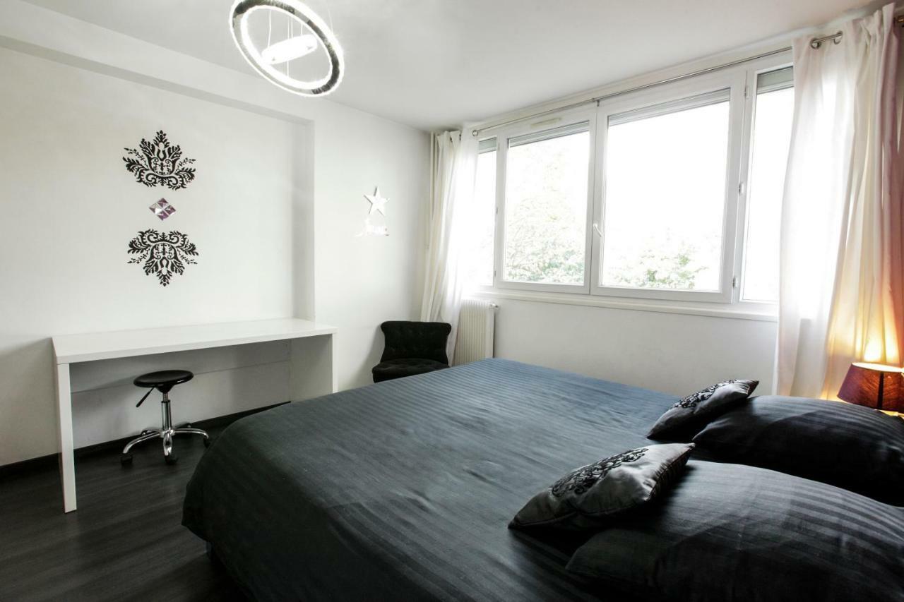 Le Célestay Villeurbanne Exterior foto